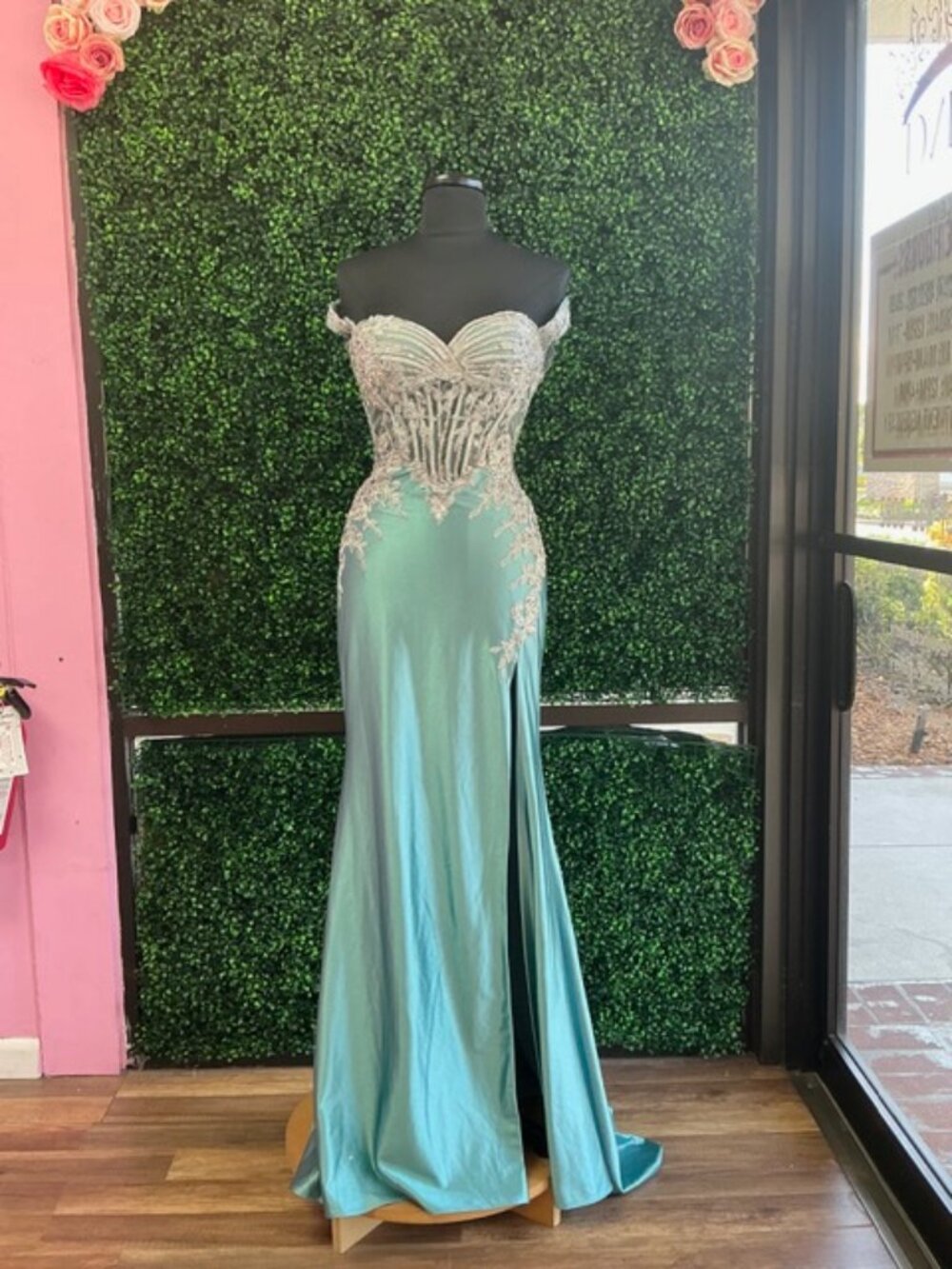 LaDivine, Robin Blue, Size 8
